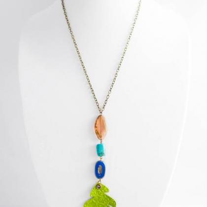 Green Oak Leaf Necklace With Colorful Beads And..